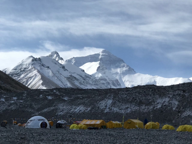 Российская компания проводит уникальную, рекордную экспедицию на Эверест (Альпинизм, клуб 7 вершин, александр абрамов, программа Семь вершин)
