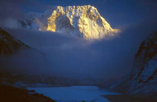 Первопрохождение на Чамланг (7321 м). Линия «НЛО» (Альпинизм, марек холечек, зденек хак)