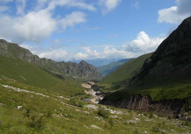 Фото отчёт о горном походе по Кавказу (13 дней хорошей погоды после месяца дождей, гроз и туманов). (Горный туризм)