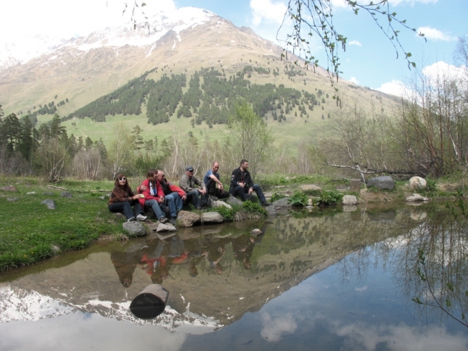 2016 г. Прекрасный майский отдых пенсионеров на Кавказе с малюсенькой опупеечкой на Западном Эльбрусе (Горный туризм)