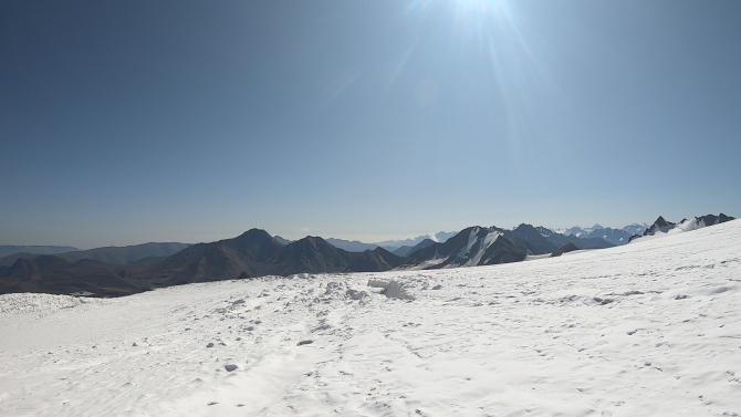 Бирджалычиран - один из восточных ледников Эльбруса. (Горный туризм)
