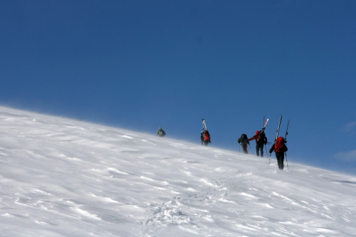 Бэккантри-фестиваль "Оштен-2013" собирает любителей бэккантри, ски-тура, зимних походов и восхождений (Бэккантри/Фрирайд, лагонаки, лавинная школа, альпиндустрия, стремление)