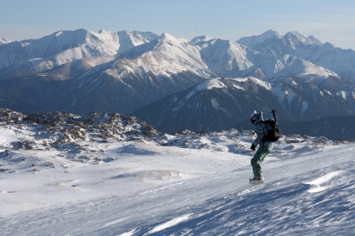 Бэккантри-фестиваль "Оштен-2013" собирает любителей бэккантри, ски-тура, зимних походов и восхождений (Бэккантри/Фрирайд, лагонаки, лавинная школа, альпиндустрия, стремление)
