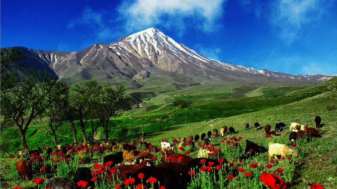 3 страны - 3 вулкана (Альпинизм, казбек, арарат, демавенд, горный гид)