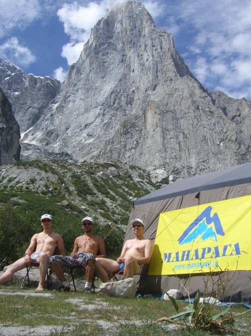 Shingu Charpa - East face 2007 - climbing detals (New updatings , Альпинизм, manaraga-team, rock, singu charpa, ekaterinburg, russia-kazakhstan, klenov)