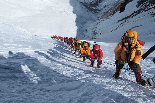Пермит на Эверест подешевеет вдвое (Альпинизм, непал, гималаи)