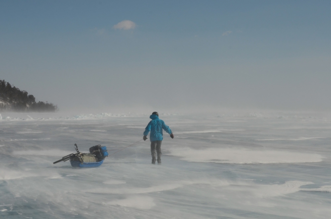 Рассказ о велосипедном походе по льду Байкала на скользкой резине. (Альпинизм, велопоход, лед, скользкая резина, евтюхин, кузьмин, лучший во вселенной зеленоградский альпклуб)