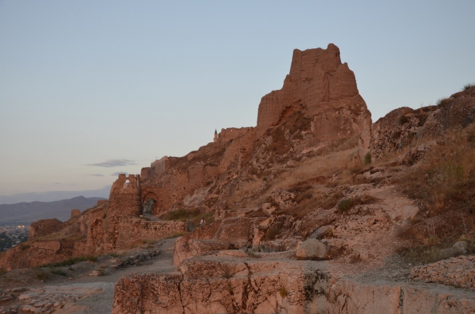 Восхождение на Арарат 9 – 17 июля 2012 года (Альпинизм, пермит на арарат, ноев ковчег, остров ахтамар, руины ани, дворец исхак-паши)