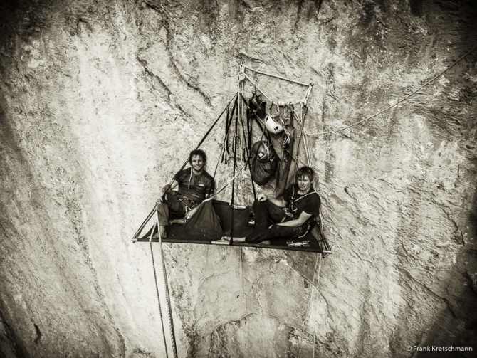 Алекс Мегос, Роге Шэли и Давид Хефти: первопрохождение Fly (600 м, 8с) в Швейцарии (Скалолазание, швейцария)