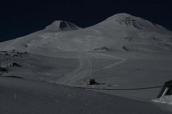 На Эльбрусе есть СНЕГ!!!!! (Горные лыжи/Сноуборд, погода, горы, кавказ)