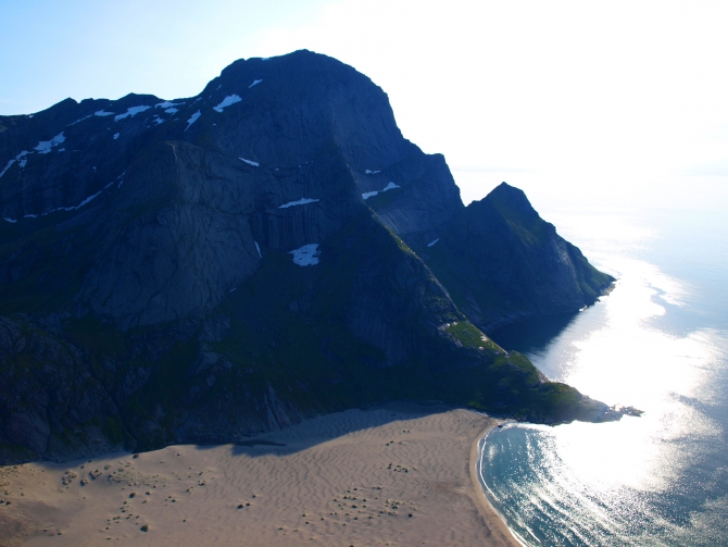 Первопроход на Хелветестинд (Лофотенские острова, Альпинизм, норвегия)