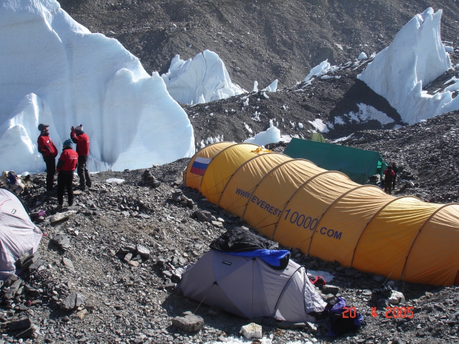 Хай-тек палатки для Эвереста и для седловины Эльбруса (Альпинизм, 7 вершин, абрамов, тибет, экспедиции)