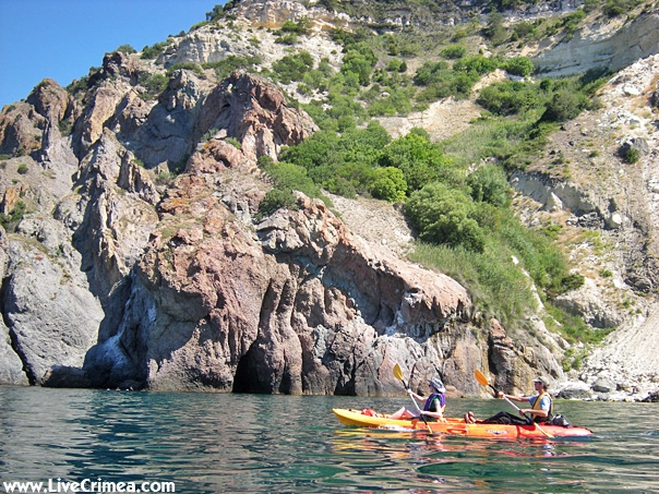 Морской Каякинг в Крыму: Фиолент (Вода, казачка, гроты)