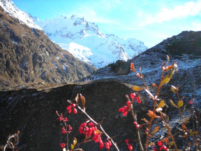 4-7 ноября окрестности а/л "Шхельда" и а/л "Джан-Туган" (Альпинизм, ледник, зеленая гостиница, башкара)