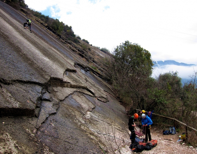 Фотоальбом с базового курса скального альпинизма "ARCO-II"