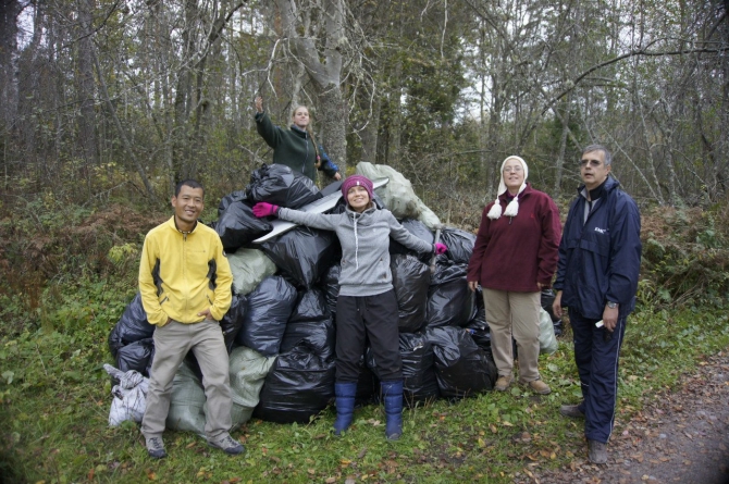 Волонтеры очистили от мусора Скалы озера Ястребиное! (Скалолазание)