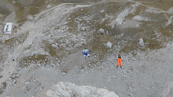 Naranjo de Bulnes (Picu Urriellu). 7 часов вверх за 7 секунд вниз. (BASE, base, base-climbing, урриэлью, наранхо де бульнес, одинцов, лебедев, фирсов, бадулин)