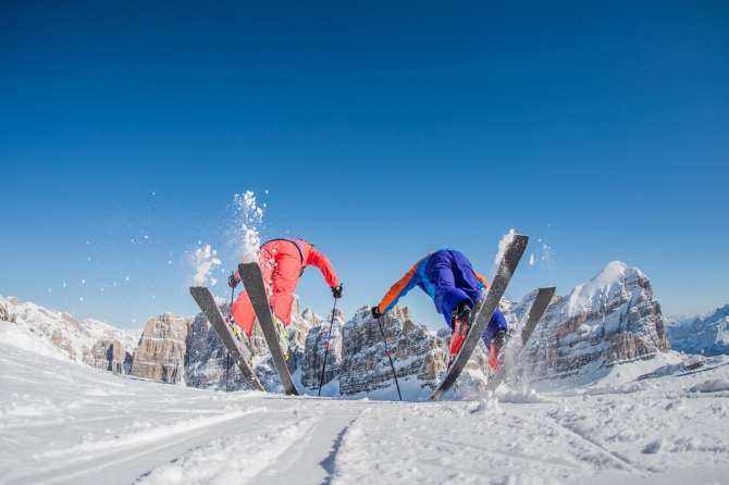 Посмотреть на соревнования лыжников в Италии (Горные лыжи/Сноуборд)