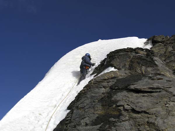 Экспедиция Альпклуба МАИ на пик Чирингяд успешно завершается (Альпинизм, пик коммунизма, юго-западная стена, альпклуб маи)