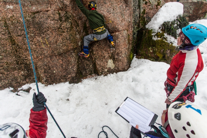 Женский день петербургского альпинизма на массиве "Сторожевой" (политехник, драйтулинг, соревнования)