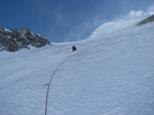 Ски-тур в Итальянских Альпах с 1 по 8 марта 2015 . Gran Paradiso по Северной Стене 4Б - спуск на лыжах по 1Б. (альпы, Gran-Paradiso)