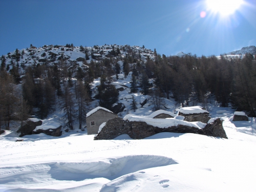 Ски-тур в Итальянских Альпах с 1 по 8 марта 2015 . Gran Paradiso по Северной Стене 4Б - спуск на лыжах по 1Б. (альпы, Gran-Paradiso)