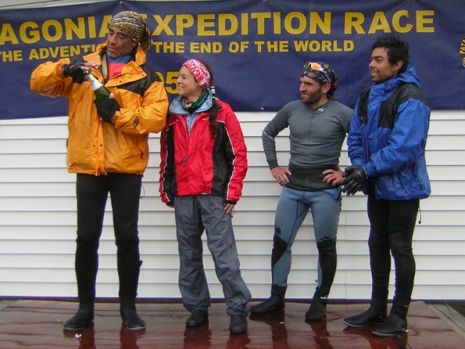 Если вы никогда не тонули в Магелановом проливе, в шторме, сидя в байдарке, во время соревнований, можно почитать, как это было у нас.. (Мультигонки, Patagonia expedition race, патагония, чили, Пунта-Аренас, Торрес-дель-Пайне, Перрито-Морено)