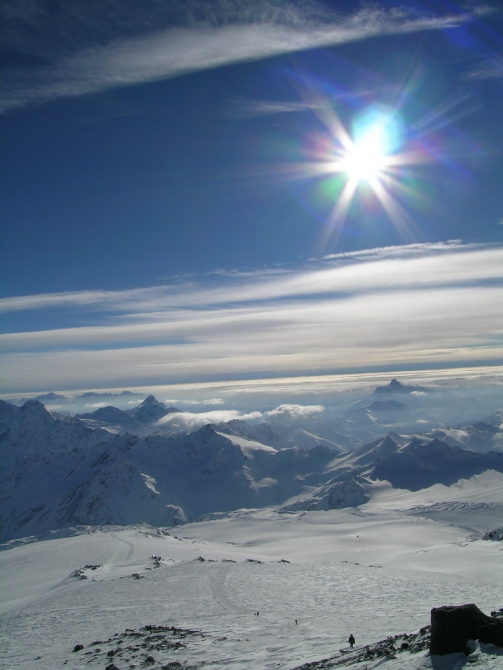 Альпинисты ХМАО-Югры планируют восхождение на Эльбрус в честь юбилея Великой Победы