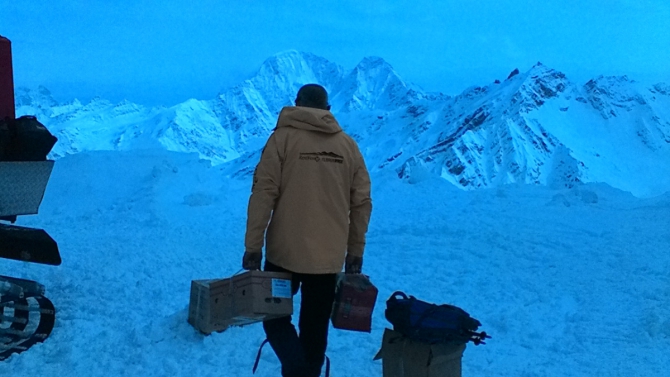 Если заявляешься, то нужно попробовать самое тяжелое (Альпинизм, red fox elbrus race, скайраннинг, вертикальный км, скоростное восхождение, эльбрус, ски-тур, забег на снегоступах Red Fox Challenge, Vertical Kilometer®, 2015 Russian Skyrunner Series®, SkyMarathon® - Mt Elbrus)