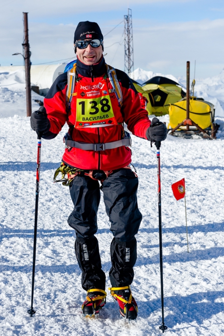 Репортаж с высоты 5350 м. Самый "лютый" забег на Эльбрус за последние годы (Альпинизм, red fox elbrus race, скайраннинг, вертикальный км, скоростное восхождение, Vertical Kilometer®, 2015 Russian Skyrunner Series®, SkyMarathon® - Mt Elbrus)