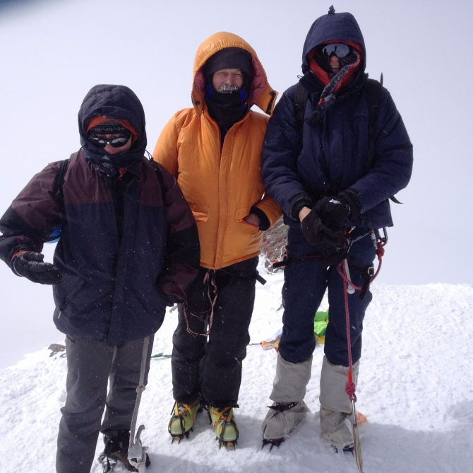 Восхождение на Эльбрус в честь 70-летия Победы (Альпинизм, 9 мая, альпинизм)