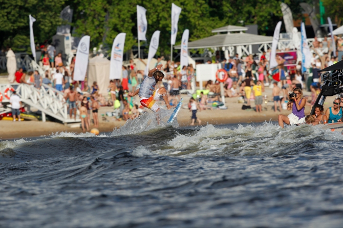 Россия впервые принимает мировой тур по вейксерфингу (Вода, москва, фестиваль, european wakesurf tour)