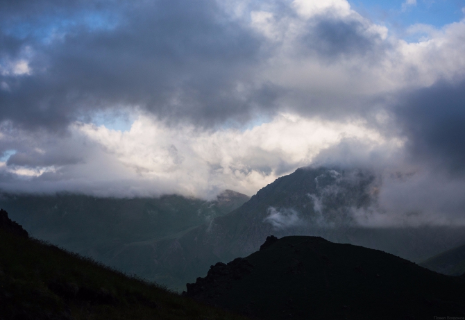 Восхождение на Эльбрус с севера, часть 1. Джилы-Су (Альпинизм, джилысу, трекинг)