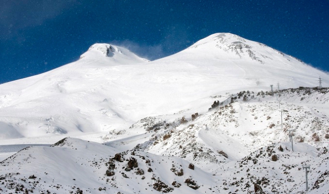 Третья очередь канатки на Эльбрусе заработает ближайшей зимой (Горные лыжи/Сноуборд, горные лыжи, сноуборд, курорты северного кавказа, горы, кабардино-балкария, канатная дорога)