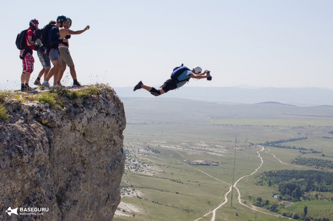 Обучение бейсджампингу в Крыму на скале Качи-Кальон (baseguru, basejumping)
