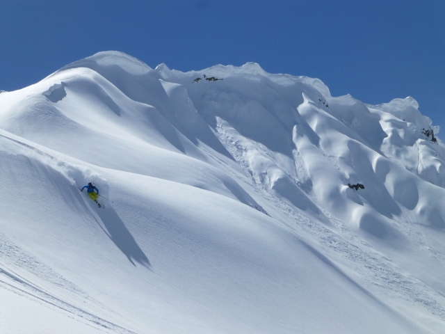 Тетнулди, Грузия. Предварительный обзор нового горнолыжного курорта в Сванетии. (Горные лыжи/Сноуборд, сванетия, местия)