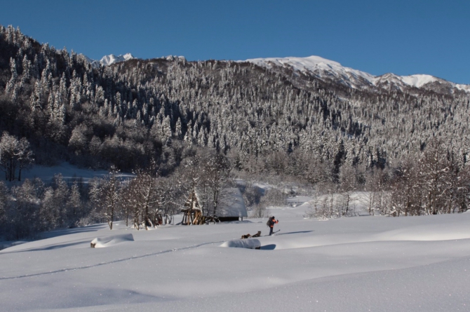 Ски-тур в Абхазии - сезон открыли (Ски-тур скитур беккантри Абхазия Аджара Ауатхара Анчхо)