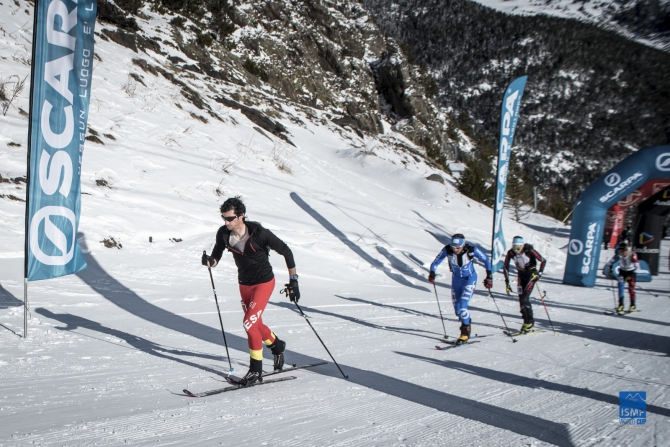 Килиан Жорнет доминирует на первом этапе Кубка мира по ски-альпинизму (Ски-тур, соревнования, горы, андорра, кубок мира по ски-альпинизму)