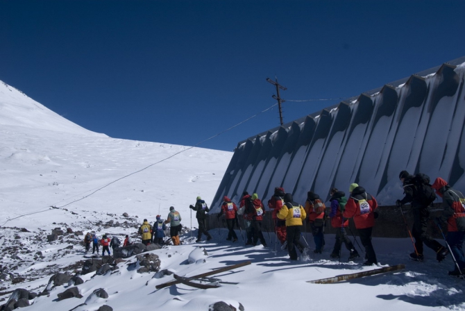 Elbrus Race: как возникает желание подниматься на Эльбрус снова и снова (Альпинизм, баск)