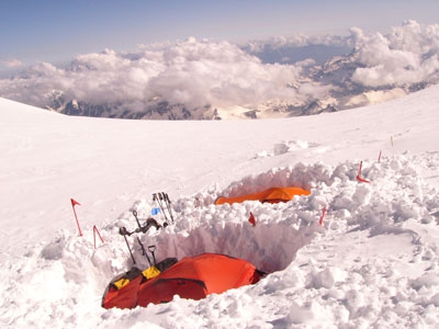 Хижина на Эльбрусе (Альпинизм, станция eg 5300, экспедиция, фар, earth gear)