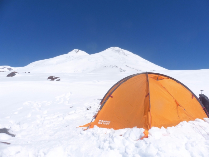 Эльбрусское испытание палатки NOVA TOUR Хан-Тенгри 3 (Альпинизм, палатка, отзыв)