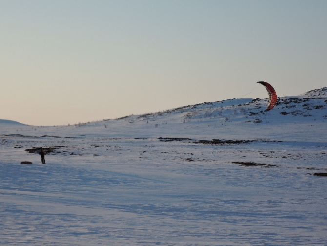 Кайт-поход по Крайнему Северу: незабываемое путешествие по маршруту Воркута-Норильск (Воздух, кайтинг, Крайний Север, red fox)