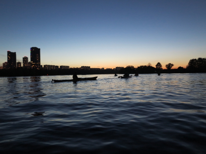 Золотая осень на Москве-реке: каяк-путешествие в мегаполисе (Вода, сияки, каякинг, москва-река, выходные)