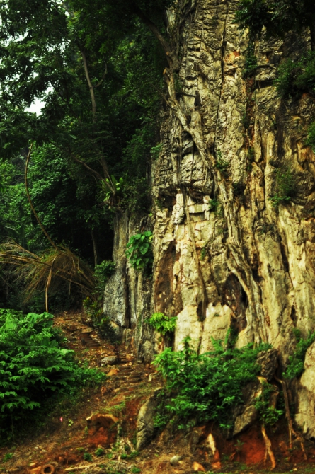 Немного о скалолазании в Малайзии. Batu Caves. (Скалолазание, Малайзия Скалолазание в Малайзии Batu Caves Пещеры Бату)
