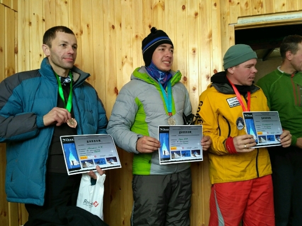 Альпинистское двоеборье в Ала-Арче. 17-18 декабря. (Альпинизм, ала-арча, альпинизм, ледолазание, забег)