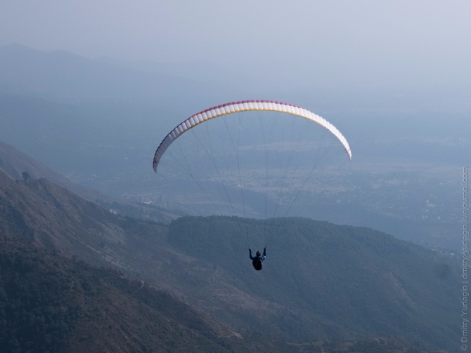 Индия, Гималаи, Возвращение из Драмсалы в Бир (Воздух, бивак-флай, параплан, полет)