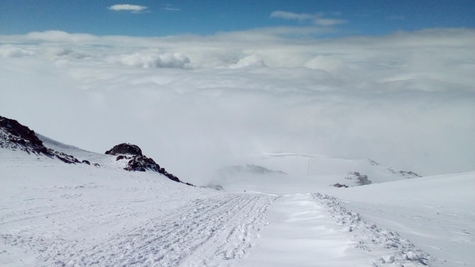 Эльбрус - первая гора соло в непогоду, или не делайте так никогда!!! (Альпинизм)