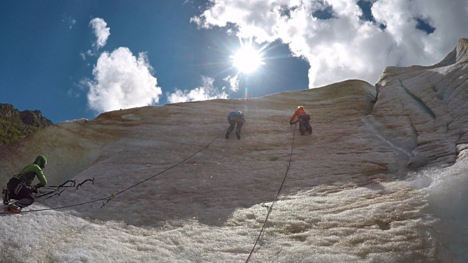 Ледолазанье на леднике Кашкаташ (Альпинизм, альпинизм, горная школа, ситник)