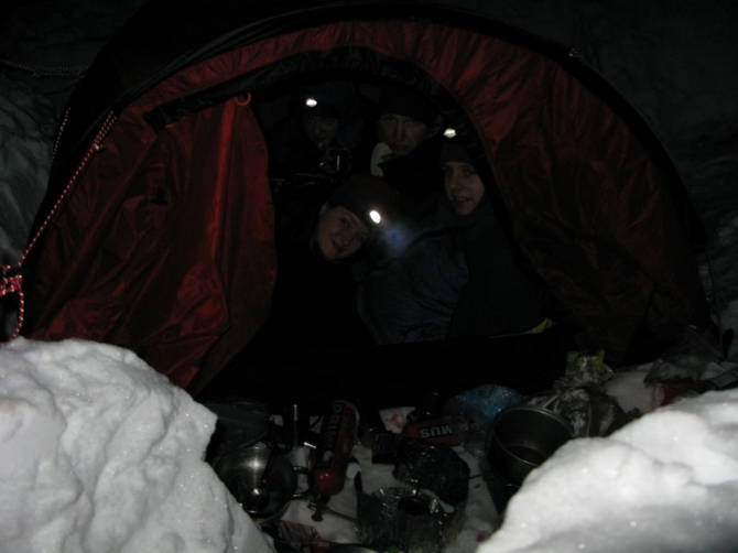 Первое восхождение на Казбек в 2009 - есть вершина! (Альпинизм, зима, грузия)