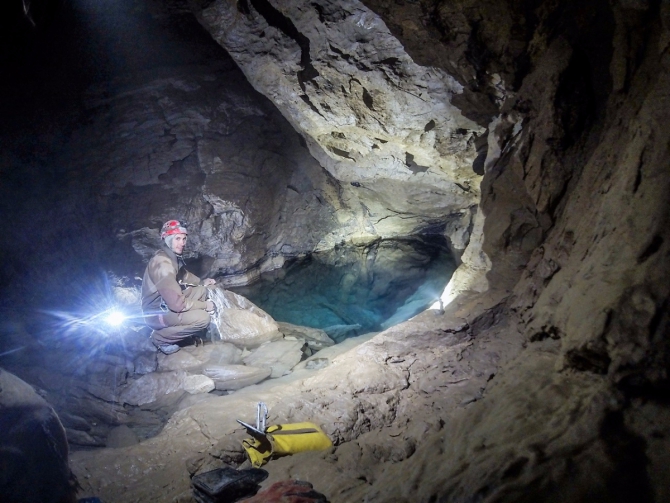 Пещера им. Александра Веревкина стала глубочайшей пещерой мира - 2204 метра! (Спелеология)